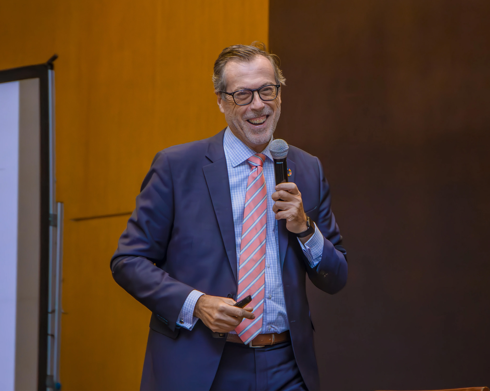 UBS_CIHE_ConferenciaEtica2_2025